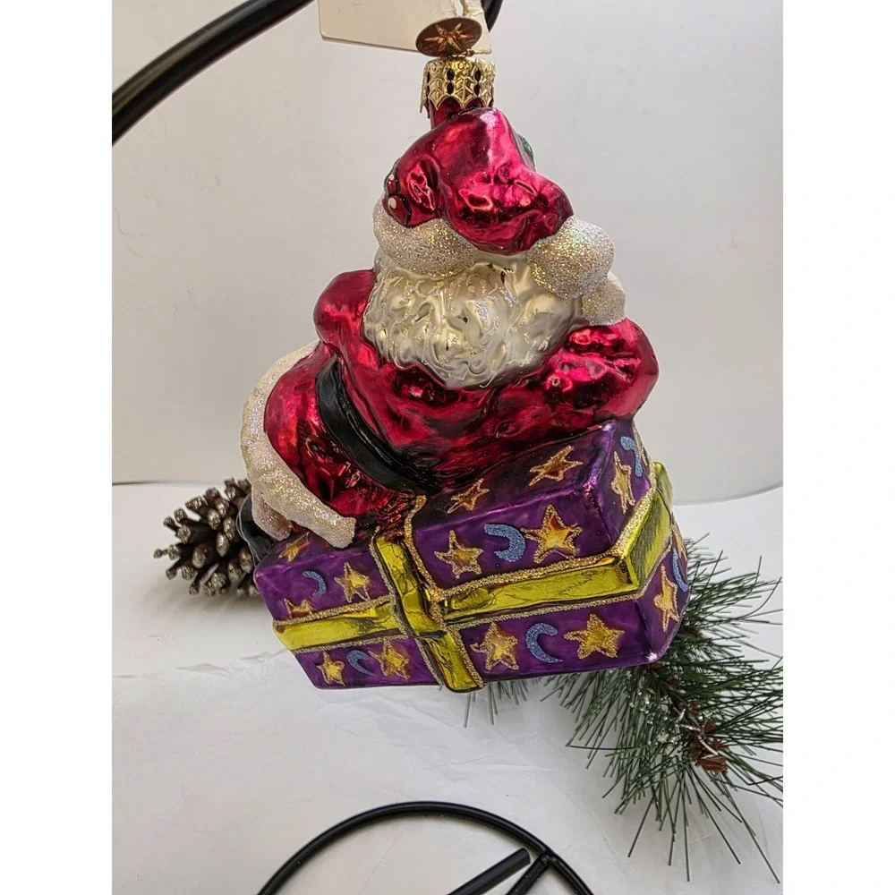Christopher Radko Presently Resting Santa Ornament 2001 Poland 01-0437-0 4.5